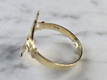 Load image into Gallery viewer, Womens 10K Yellow Gold Modernist Filigree Cross Ring 1.6g E7935