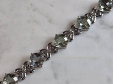 Load image into Gallery viewer, Womens Vintage Estate Sterling Silver Bracelet 19.4g E7958