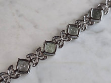 Load image into Gallery viewer, Womens Vintage Estate Sterling Silver Bracelet 19.4g E7958