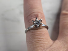 Load image into Gallery viewer, Womens Vintage Estate Platinum Diamond Ring, 5.6g E7975