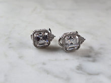 Load image into Gallery viewer, Womens Vintage Estate Sterling Silver CZ Earrings 6.6g E7982