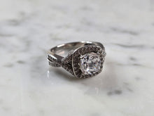 Load image into Gallery viewer, Womens Vintage Estate Sterling Silver Modernist CZ Ring 5.1g E7985
