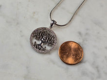 Load image into Gallery viewer, Womens Vintage Sterling Silver Tree Of Life Pendant Necklace 7.4g E7997