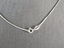 Load image into Gallery viewer, Womens Vintage Estate Sterling Silver CZ Snowflake Pendant w/ Necklace 5.1g E815