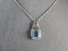 Load image into Gallery viewer, Womens Vintage Estate Sterling Silver Topaz Pendant Necklace 6.3g E818