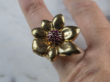 Load image into Gallery viewer, Womens Vintage Estate Sterling Silver Gold Tone Flower Ring 13.9g E821