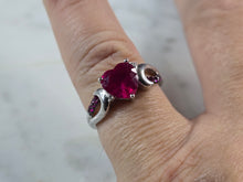 Load image into Gallery viewer, Womens Vintage Estate Sterling Silver Ruby Heart Ring 3.1g E828
