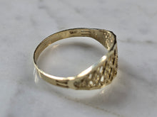 Load image into Gallery viewer, Womens 10K Yellow Gold Modernist Filigree Ring 1.2g E856