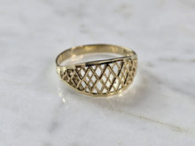 Load image into Gallery viewer, Womens 10K Yellow Gold Modernist Filigree Ring 1.2g E856