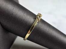 Load image into Gallery viewer, Womens Vintage Estate 14K Yellow Gold Diamond Ring 1.8g #E864