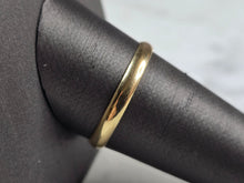 Load image into Gallery viewer, Mens Vintage Estate 10k Yellow Gold Wedding Band Ring 1.5g #E866