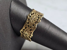 Load image into Gallery viewer, Vintage Estate 10K Yellow Gold Nugget Filigree Ring 3.3g E868