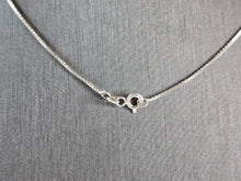 Load image into Gallery viewer, Womens Vintage Estate Sterling Silver CZ Peridot Pendant Necklace 9.0g E875