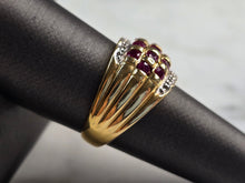Load image into Gallery viewer, Womens Vintage Estate 14K Gold Ring w/ Diamonds &amp; Garnet Chips 6.7g #E887