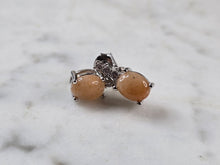 Load image into Gallery viewer, Womens Vintage Estate Sterling Silver Calcite Cabochon Earrings 2.3g E891