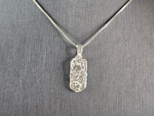 Load image into Gallery viewer, Womens Vintage Estate Sterling Silver Nugget Pendant Necklace 6.1g #E895