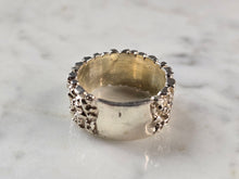 Load image into Gallery viewer, Mens Vintage Estate Sterling Silver Nugget Style Ring 10.1g E899