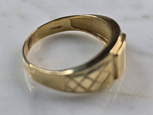 Load image into Gallery viewer, Mens Vintage Estate 14k Yellow Gold Ring 4.3g #E901
