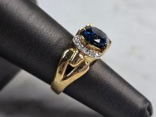 Load image into Gallery viewer, Womens Vintage Estate 14K Yellow Gold Blue Zircon &amp; Diamond Ring 9.3g #E945