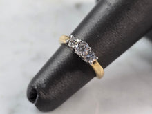 Load image into Gallery viewer, Womens Vintage Estate 14K Yellow Gold Diamond Ring, 3.4g E946