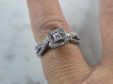 Load image into Gallery viewer, Womens Vintage Estate 14K White Gold Diamond Engagement Ring Set, 5.5g E960
