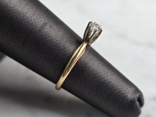 Load image into Gallery viewer, Womens 14K Yellow Gold Solitaire Diamond Engagement Ring, 1.7g E983