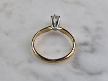 Load image into Gallery viewer, Womens 14K Yellow Gold Solitaire Diamond Engagement Ring, 1.7g E983