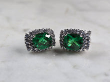 Load image into Gallery viewer, Pr of Womens 14K White Gold Stick Earrings 8.8g E984