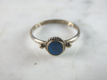 Load image into Gallery viewer, Womens Vintage Estate Sterling Silver Turquoise Ring 1.1g E1004