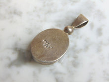 Load image into Gallery viewer, Womens Vintage Estate Sterling Silver Pendant 11.5g E1008