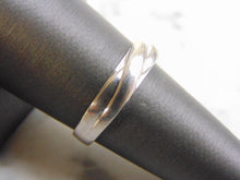 Load image into Gallery viewer, Womens Vintage Estate 14K White Gold Wedding Band Ring 3.7g E1034