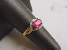 Load image into Gallery viewer, Womens Vintage Estate 14k Yellow Gold Ruby Diamond Ring 2.6g E1044