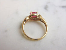 Load image into Gallery viewer, Womens Vintage Estate 14k Yellow Gold Ruby Diamond Ring 2.6g E1044