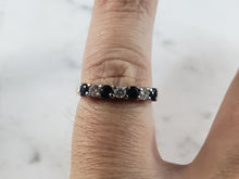 Load image into Gallery viewer, Womens Vintage Estate 14K Gold Diamond Sapphire Ring 2.5g E1061