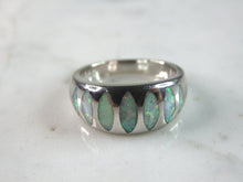Load image into Gallery viewer, Womens Vintage Estate Sterling Silver Modernist Opal Ring 5.1g E1065