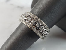 Load image into Gallery viewer, Womens Vintage Estate 10k White Gold Diamond Ring 5.0g  E1067