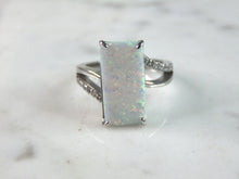 Load image into Gallery viewer, Womens Estate Sterling Silver Modernist Opal Ring 3.9g E1072