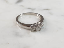 Load image into Gallery viewer, Womens Vintage Estate 14k White Gold Diamond Engagement Ring 2.0g  #E1075