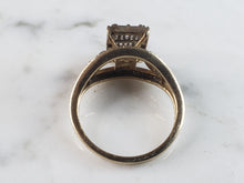 Load image into Gallery viewer, Womens Vintage Estate 10K Yellow Gold Diamond Cluster Ring 4.3g E1078