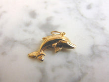 Load image into Gallery viewer, Womens 10K Gold Double Dolphin Pendant 1.1g E1082