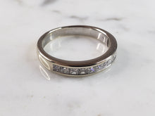 Load image into Gallery viewer, Womens Vintage Estate 14K White Gold Diamond Ring, 4.0g E1084