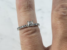 Load image into Gallery viewer, Womens Vintage Estate 14k White Gold Diamond Engagement Ring 2.4g E1095