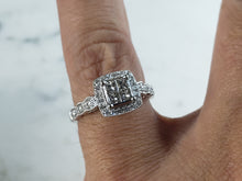 Load image into Gallery viewer, Womens Vintage Estate 14k White Gold Diamond Engagement Ring 3.9g E1107