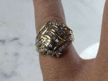 Load image into Gallery viewer, Womens Vintage Estate 10k Gold Diamond Cluster Ring 6.4g E1111