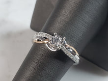 Load image into Gallery viewer, Womens Vintage Estate 10K White &amp; Rose Gold Diamond Ring, 2.6g E1112
