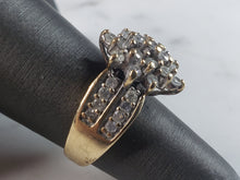 Load image into Gallery viewer, Womens Vintage Estate 10K Gold Diamond Cluster Ring 5.8g #E1117