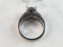 Load image into Gallery viewer, Womens Vintage Estate 10K White Gold Diamond Cluster Ring 6.1g E1118