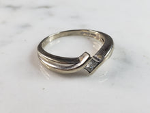 Load image into Gallery viewer, Womens Vintage Estate 14k White Gold Diamond Ring 3.6g  E1124