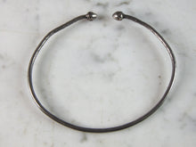 Load image into Gallery viewer, Womens Vintage Estate Sterling Silver Modernist Cuff Bracelet 9.4g E1187