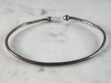 Load image into Gallery viewer, Womens Vintage Estate Sterling Silver Modernist Cuff Bracelet 9.4g E1187
